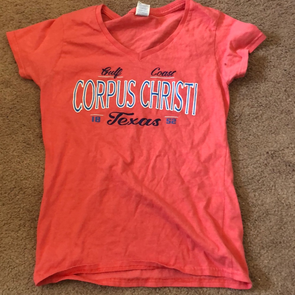 Pink t-shirt